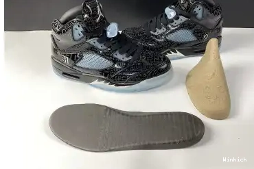 RETRO DB JORDAN "DOERNBECHER" 5 633068-010 AIR 0630